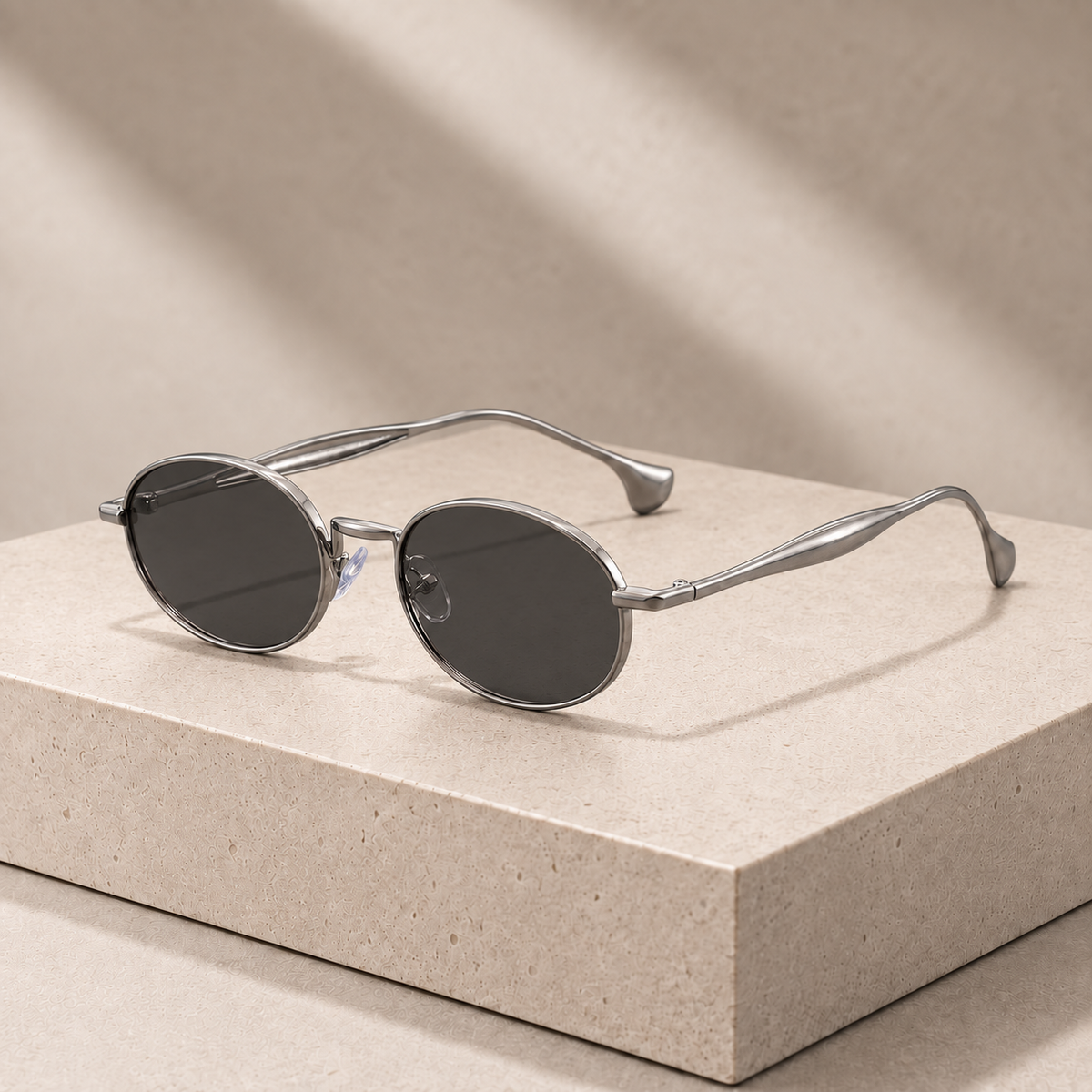 Vestrini Oval Sunglasses